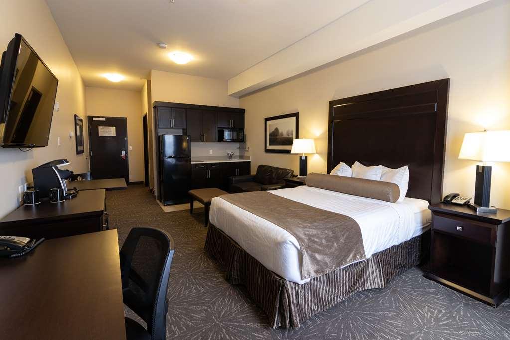 Kanata Whitecourt