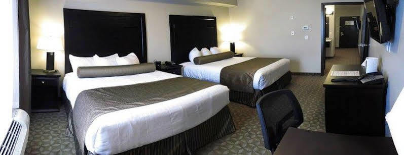 Kanata Hotel 3*