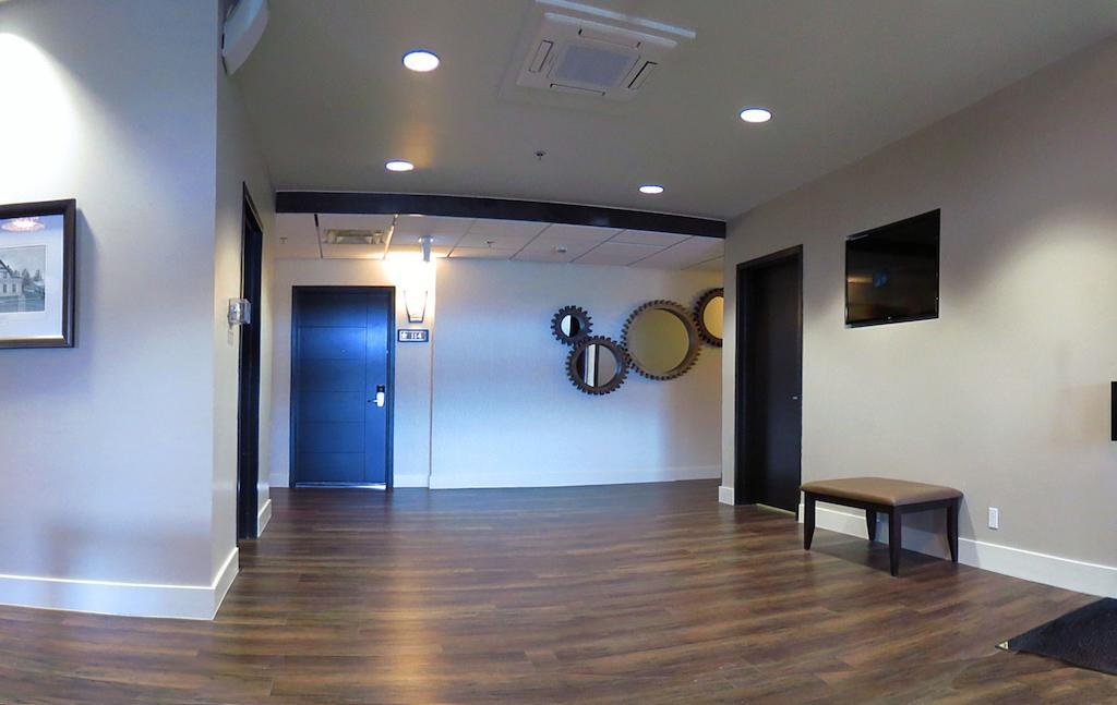 Kanata Hotel 3*